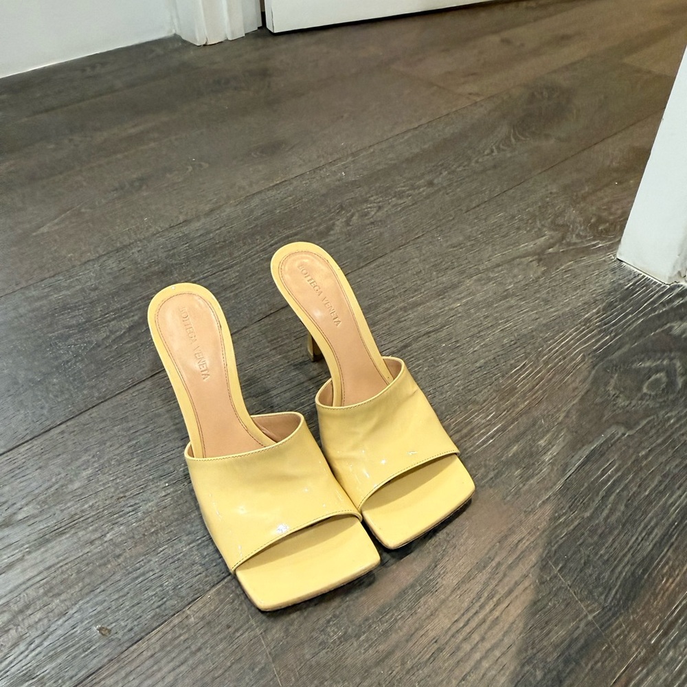 Bottega Veneta Yellow Heeled Mules
